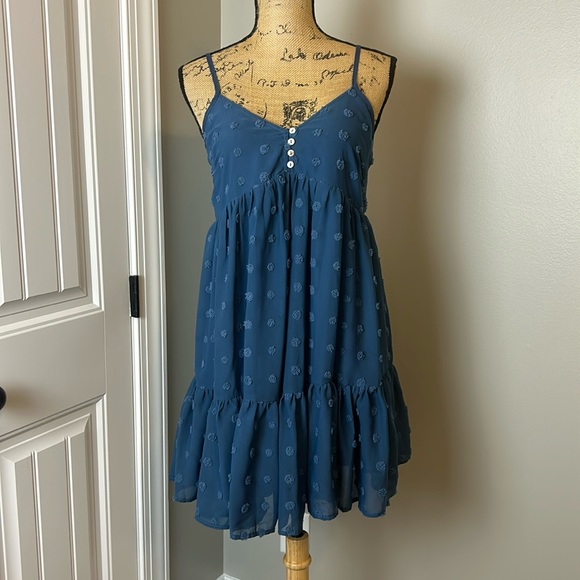 entro Dresses & Skirts - Entro small dress